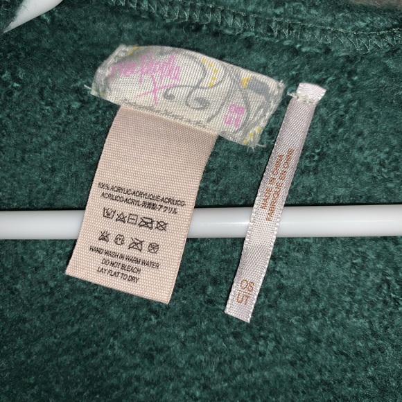 Free People Shawl - Super soft/cozy - Picture 3 of 5